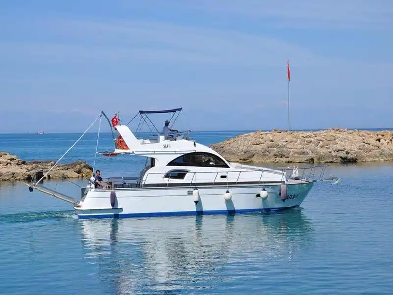 YACHT SILA